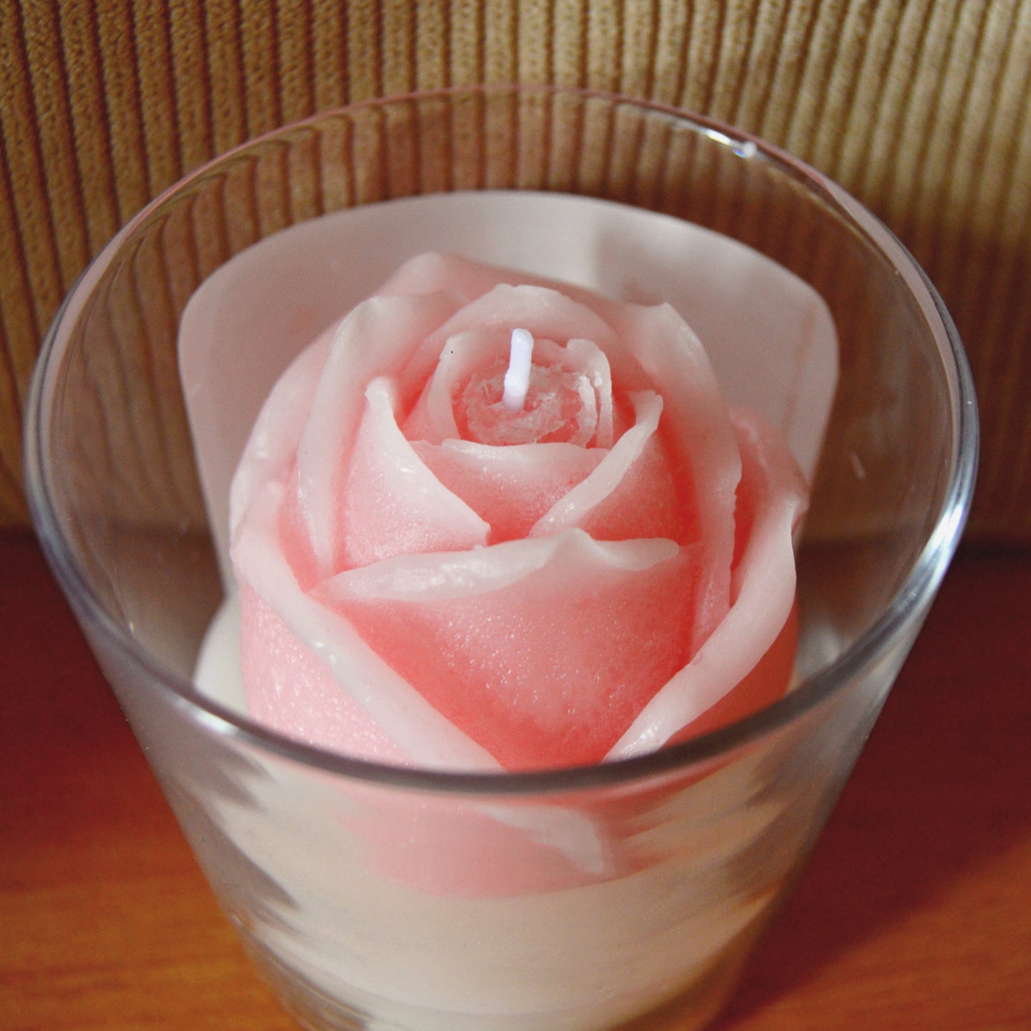 Vela Velaris - "Susurro de Rosas"