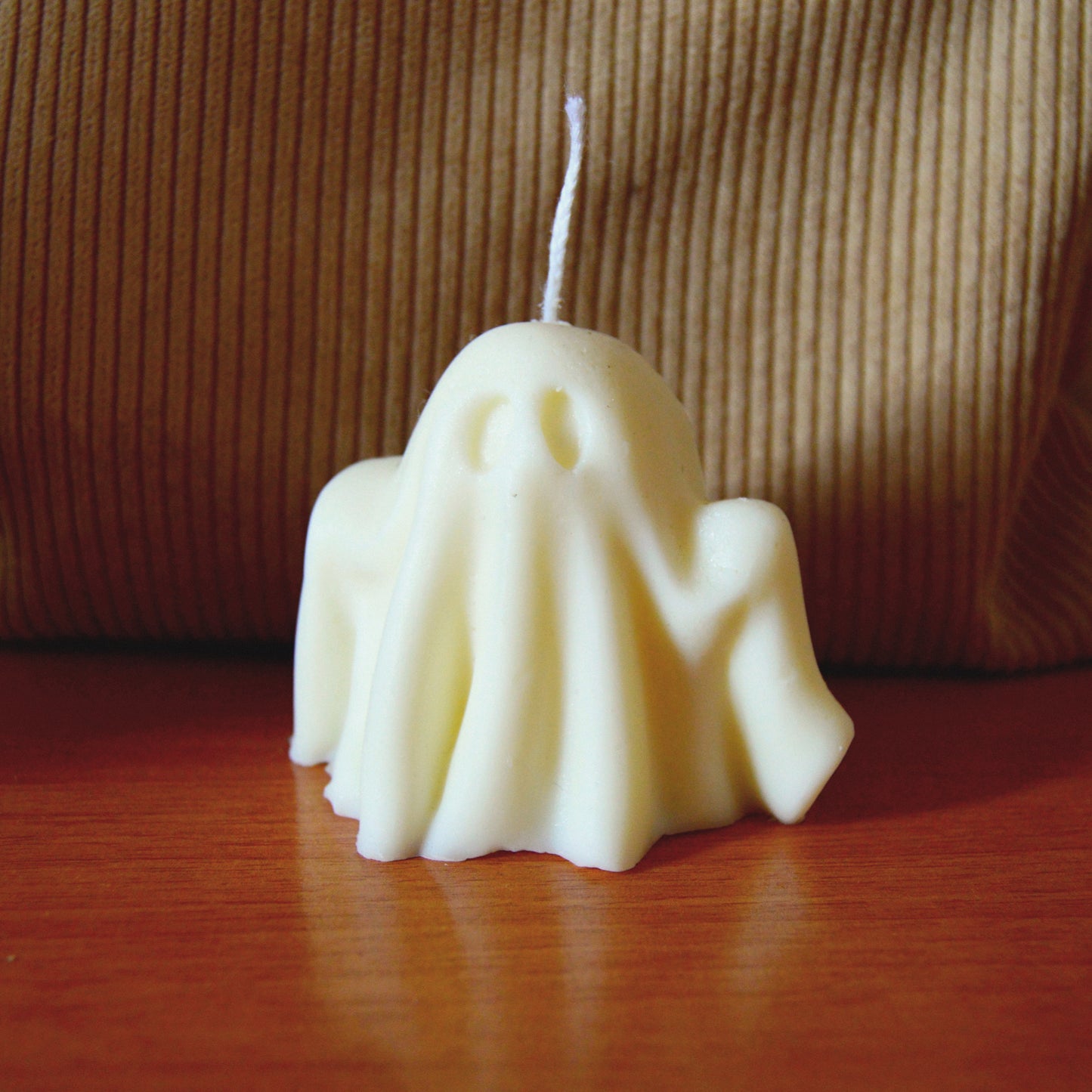 Vela Halloween - "White Ghost"